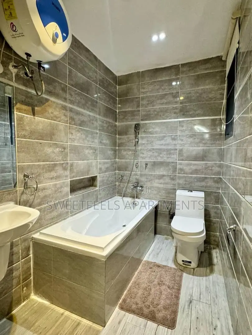 3 Bedroom Luxury Service Apartment in Banana Island