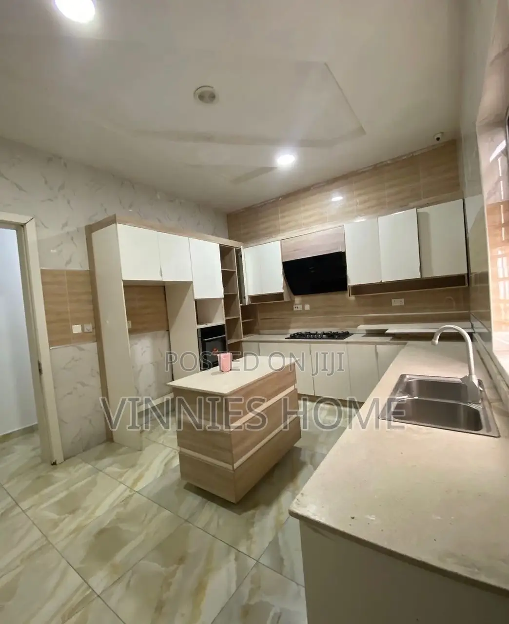 1bdrm Shared Apartment in Oral, Lekki Phase 2 for rent in Lekki Phase 2