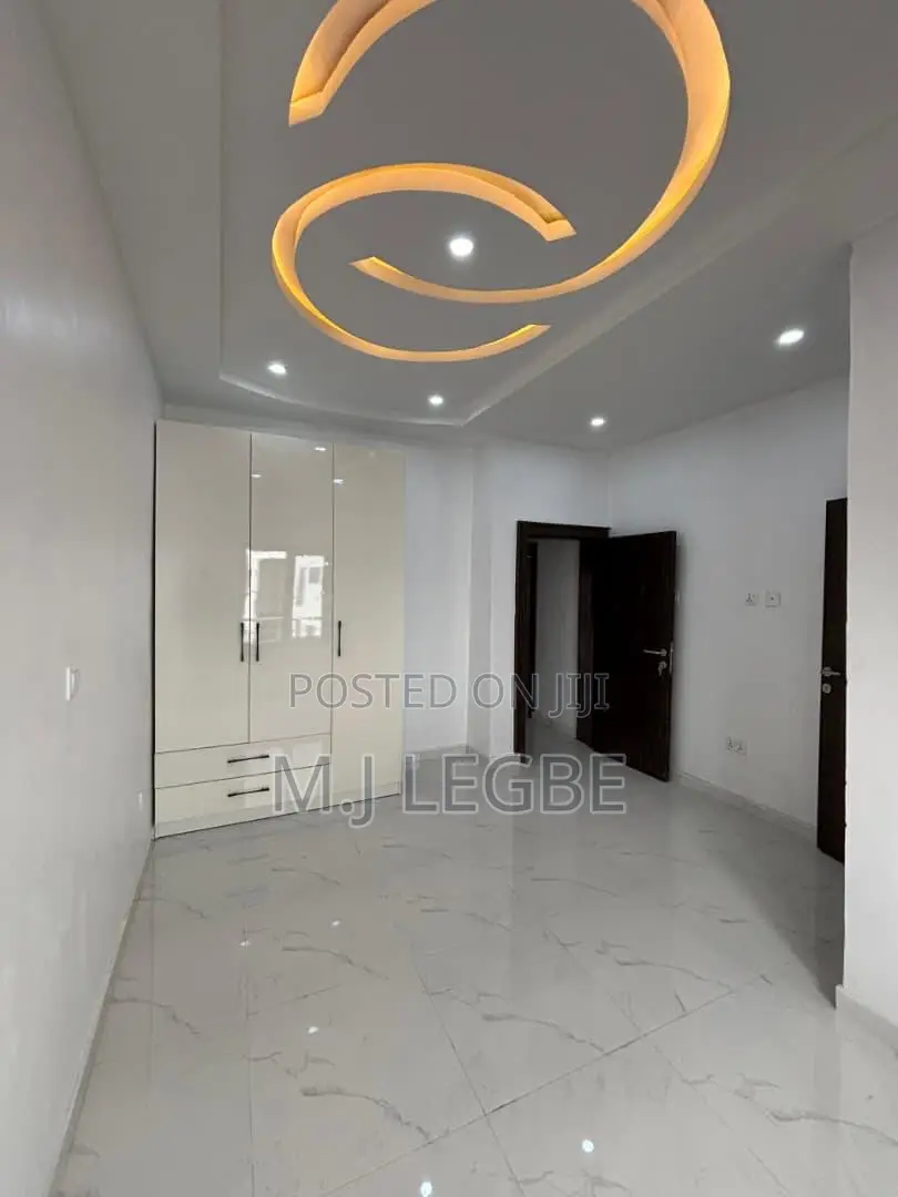3bdrm Apartment in Ikoyi for rent in Ikoyi