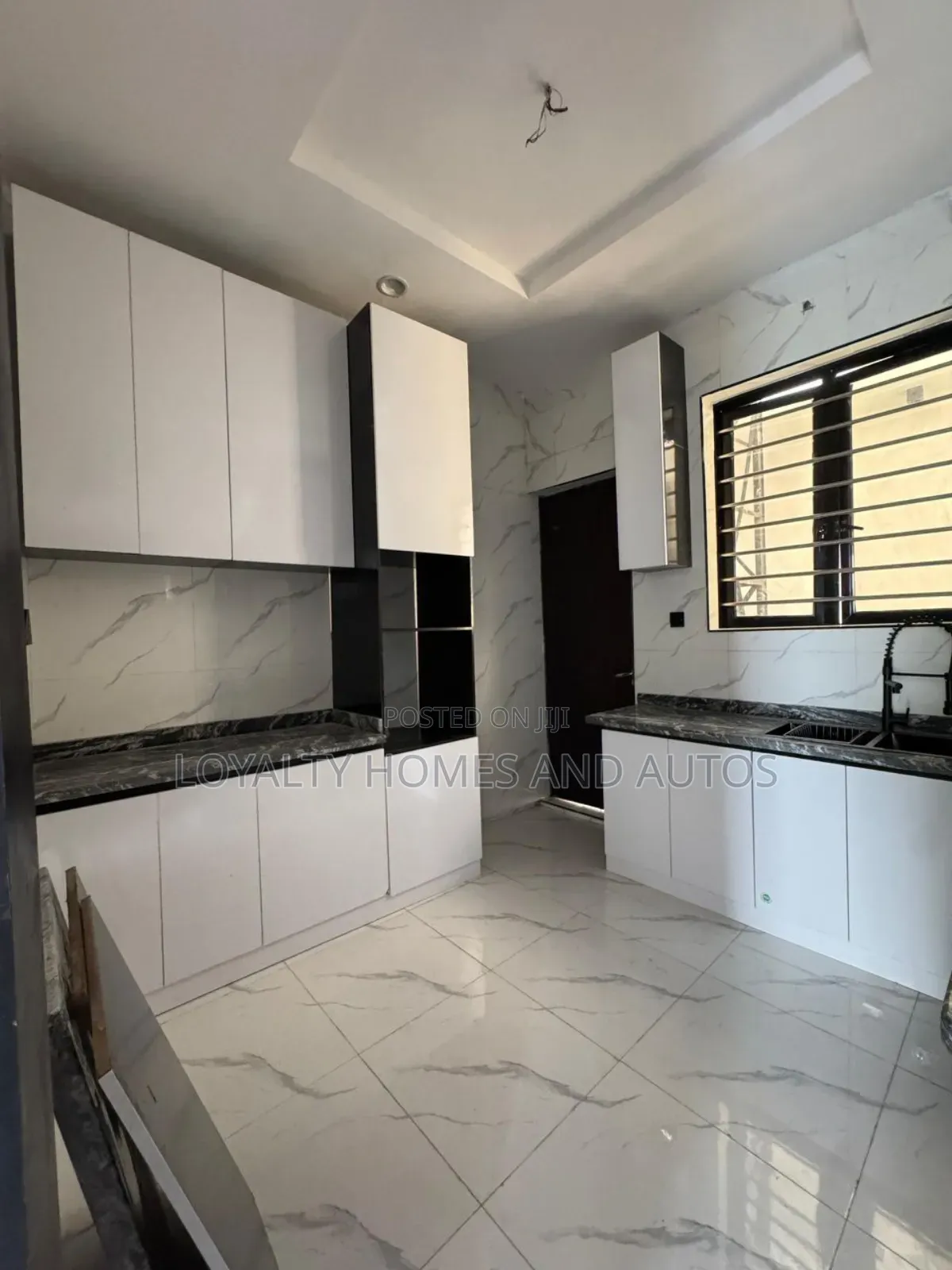 Furnished 4bdrm Townhouse/Terrace in Lekki for sale in Lekki