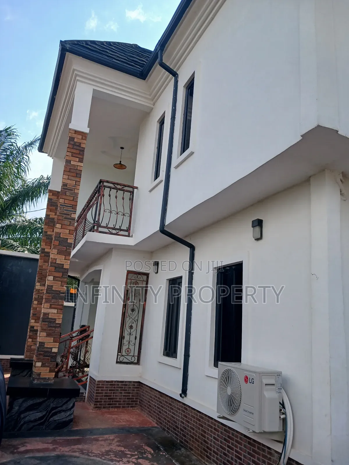 4bdrm Duplex in Ugbor, Benin City for sale in Benin City