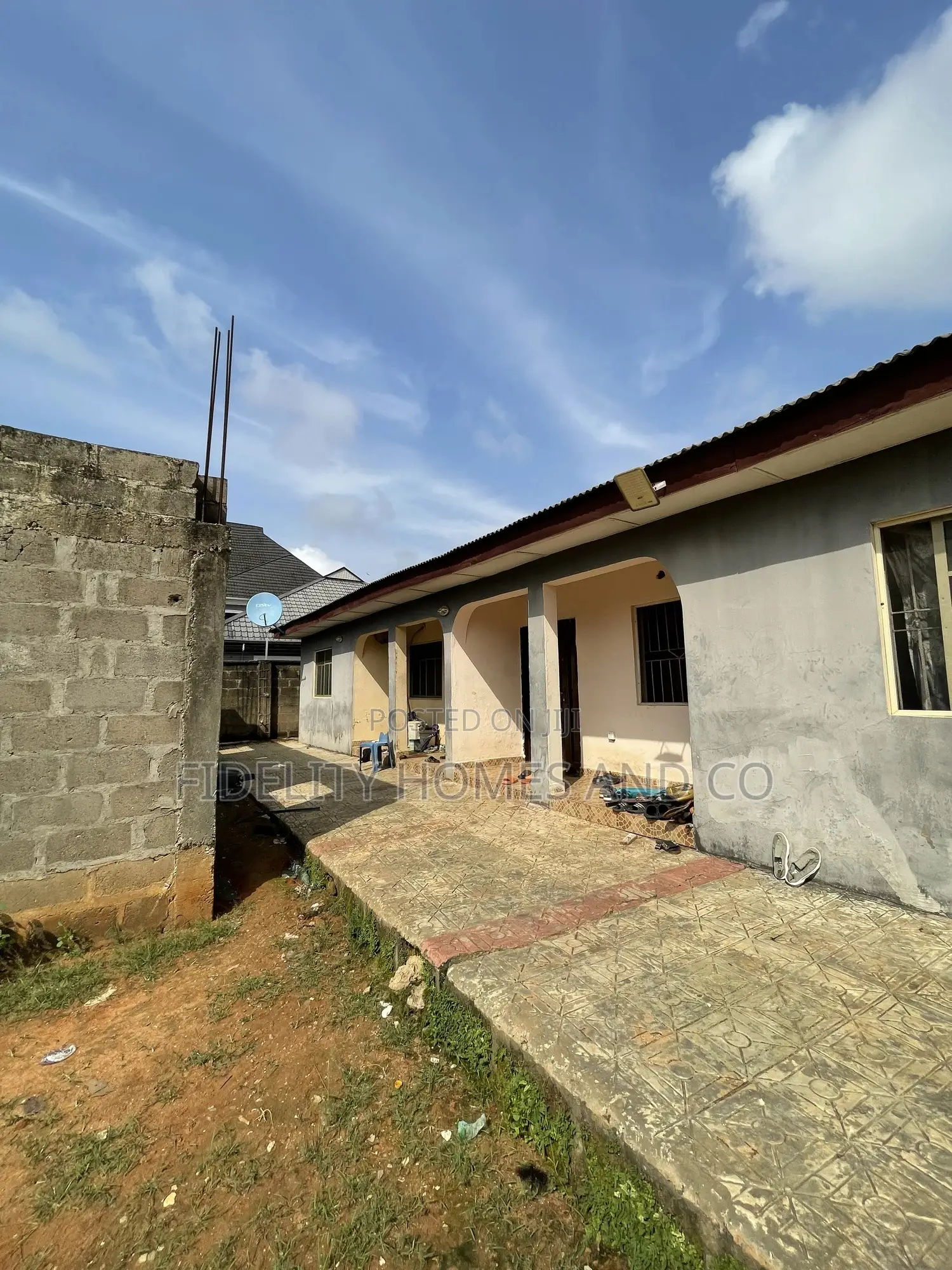 2bdrm Block of Flats in Abiola Farm, Ipaja for sale in Ipaja