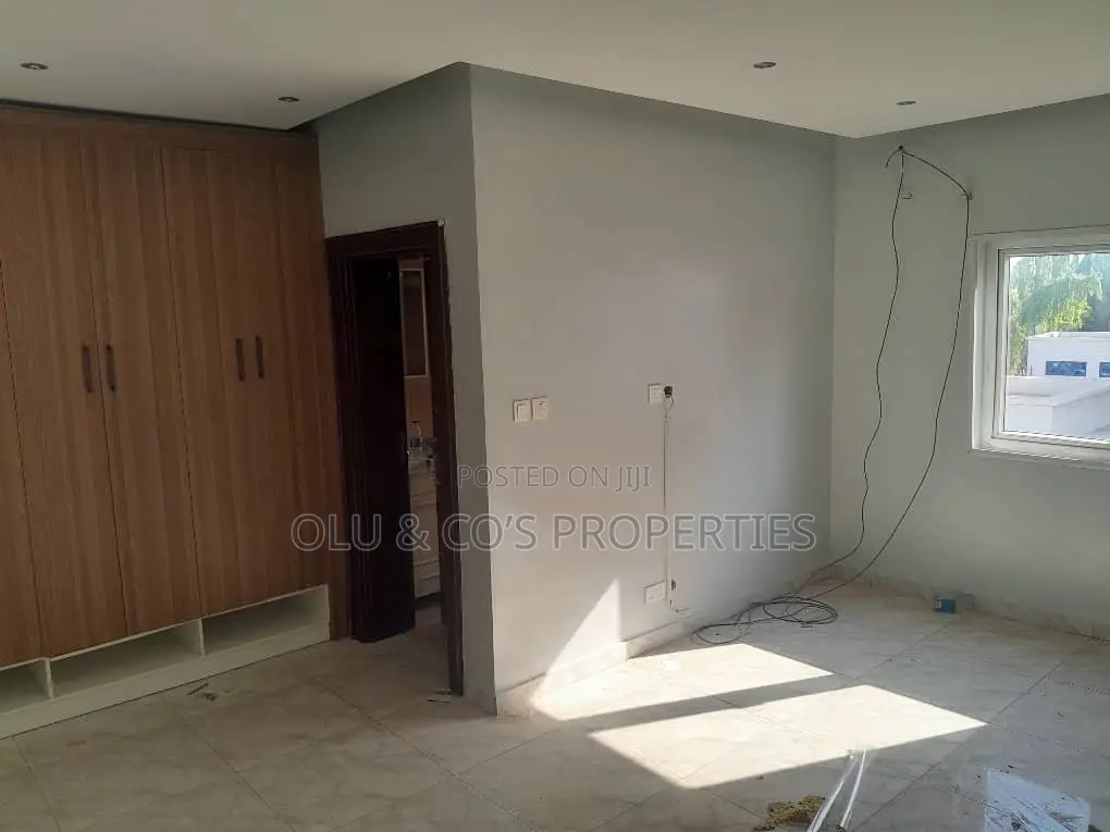 4bdrm Duplex in Wuse for rent in Wuse 2