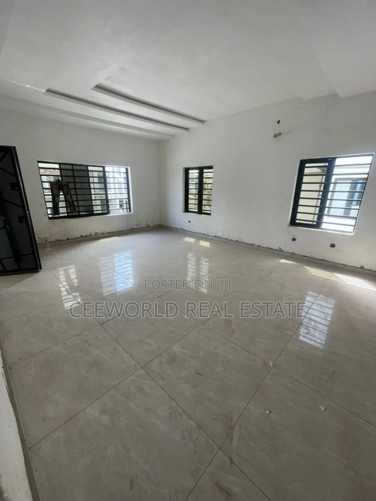 3bdrm Duplex in Arre Avenue Oluyole for rent in Oluyole Estate
