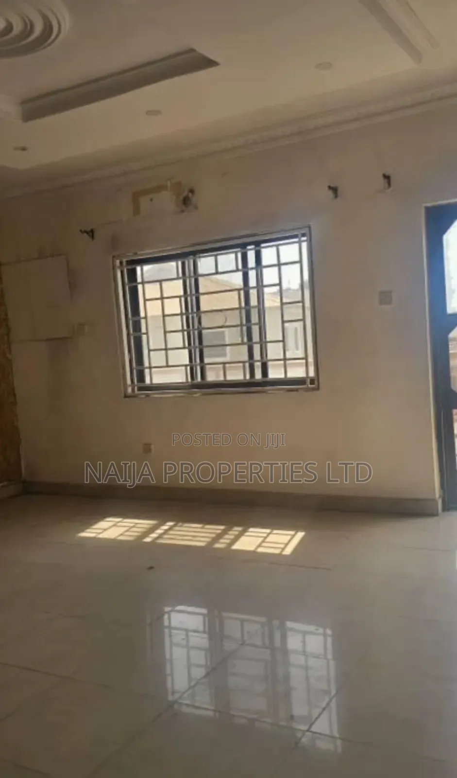 3bdrm Apartment in Osapa London, Lekki for sale in Lekki
