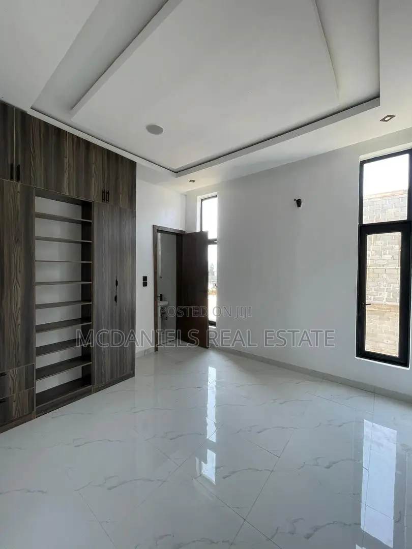 Furnished 4bdrm Duplex in VGC / Ajah for sale in VGC / Ajah