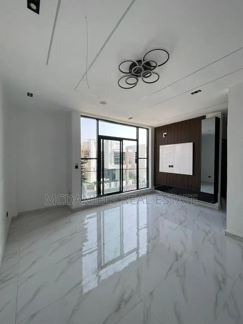 Furnished 4bdrm Duplex in VGC / Ajah for sale in VGC / Ajah