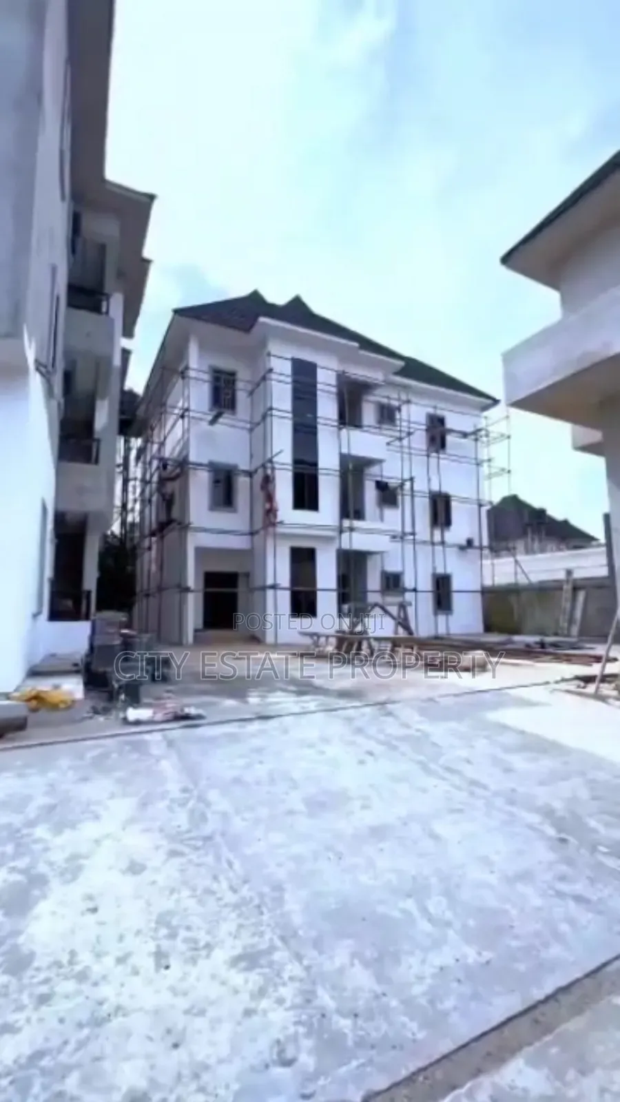 2bdrm Block of Flats in City Estate, Port-Harcourt for rent in Port-Harcourt