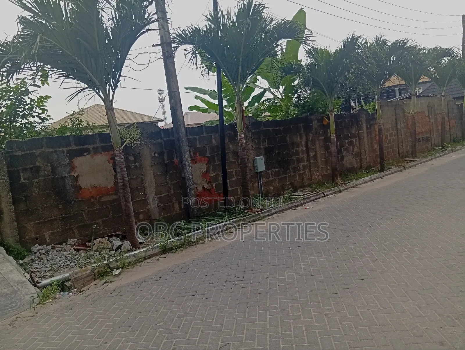 640 SQM Corner Piece Land in Millenuim/UPS