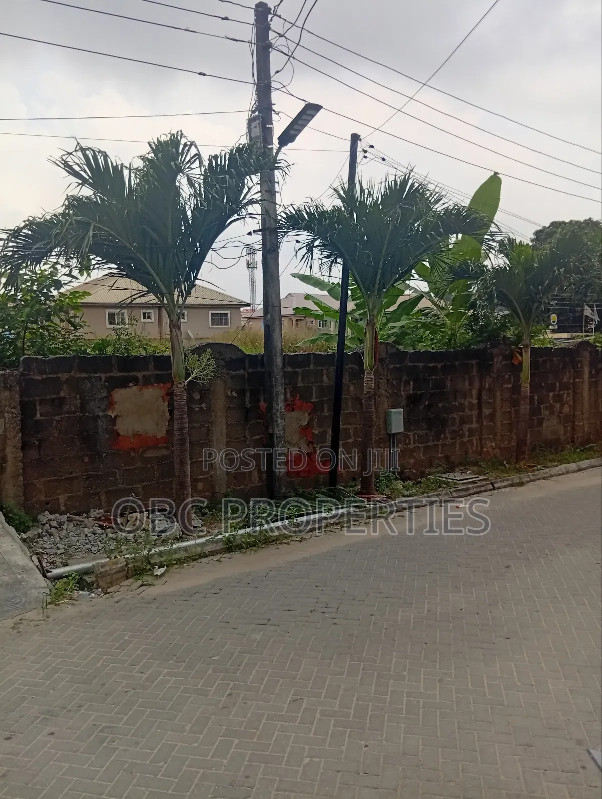640 SQM Corner Piece Land in Millenuim/UPS