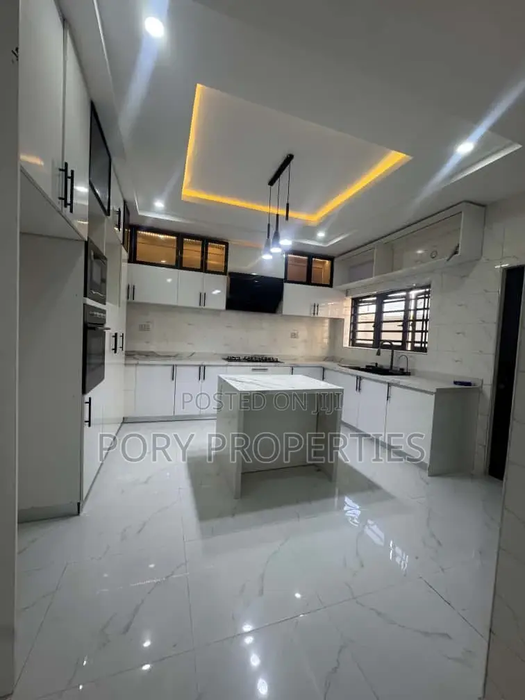 Furnished 4bdrm Duplex in Star Gate, Oluyole Estate for sale in Oluyole Estate