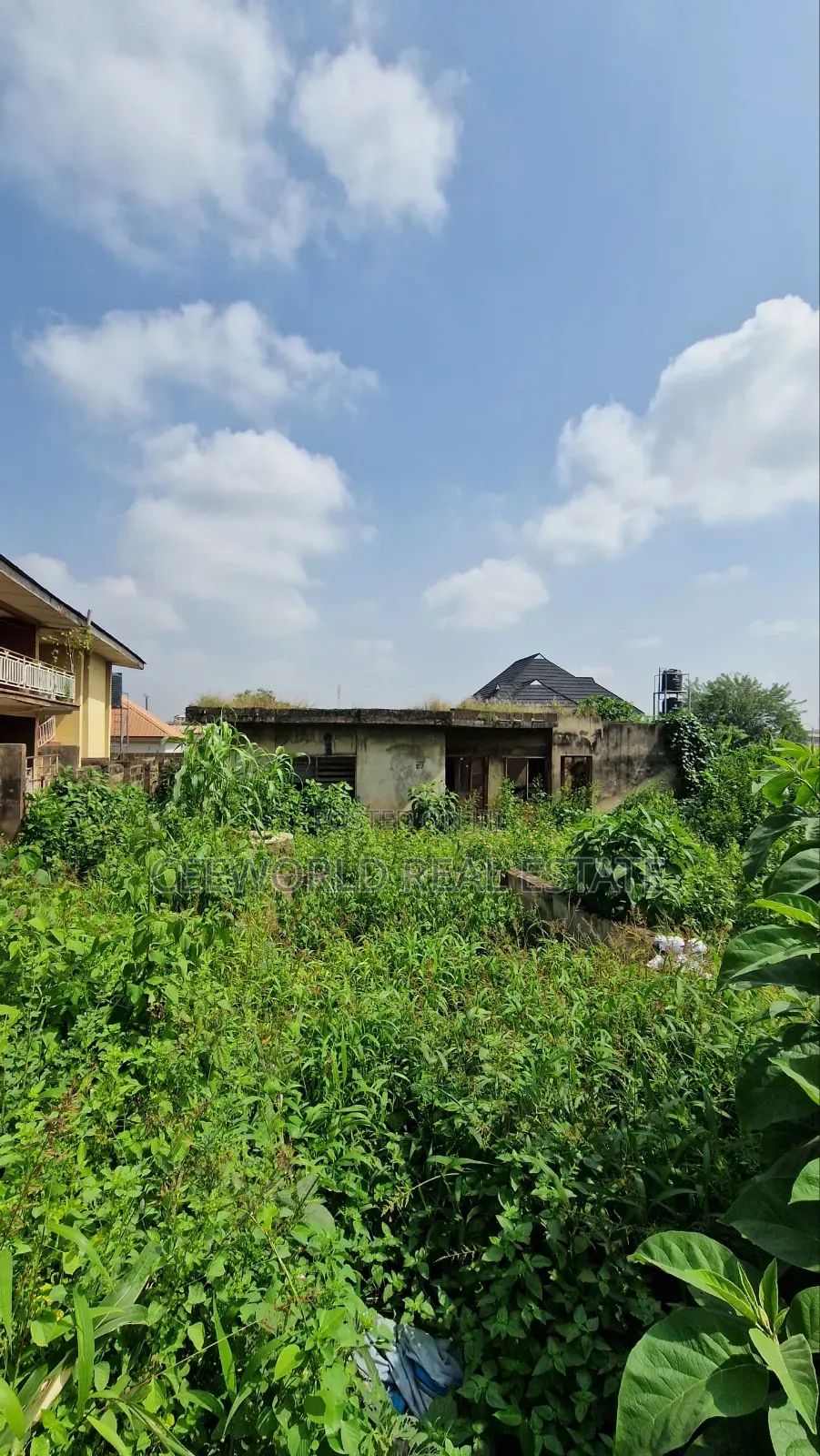 Residential Parcel of Land at Bashorun, Ibadan. in Basorun
