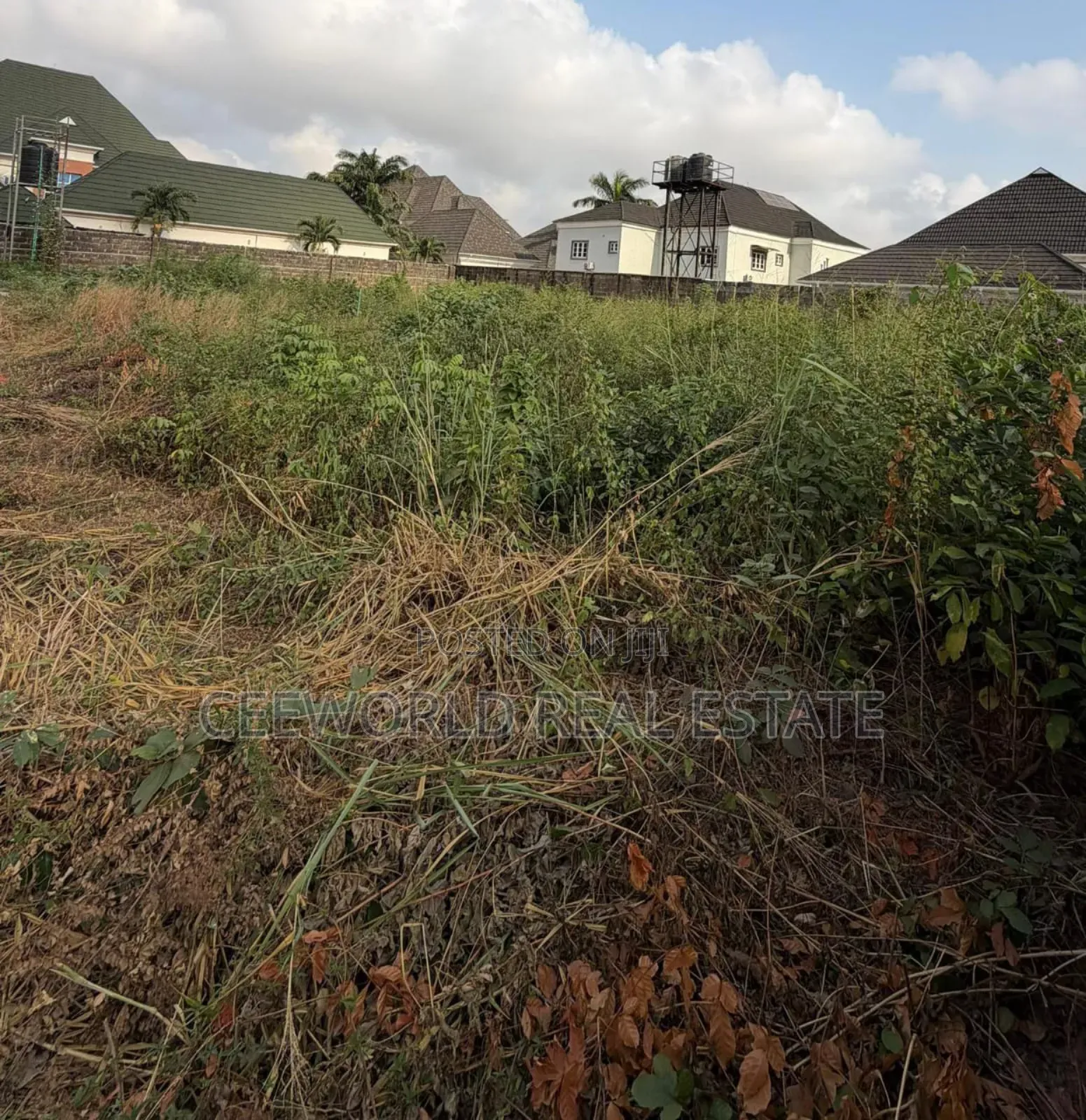 Residential Parcel of Land at Bashorun, Ibadan. in Basorun