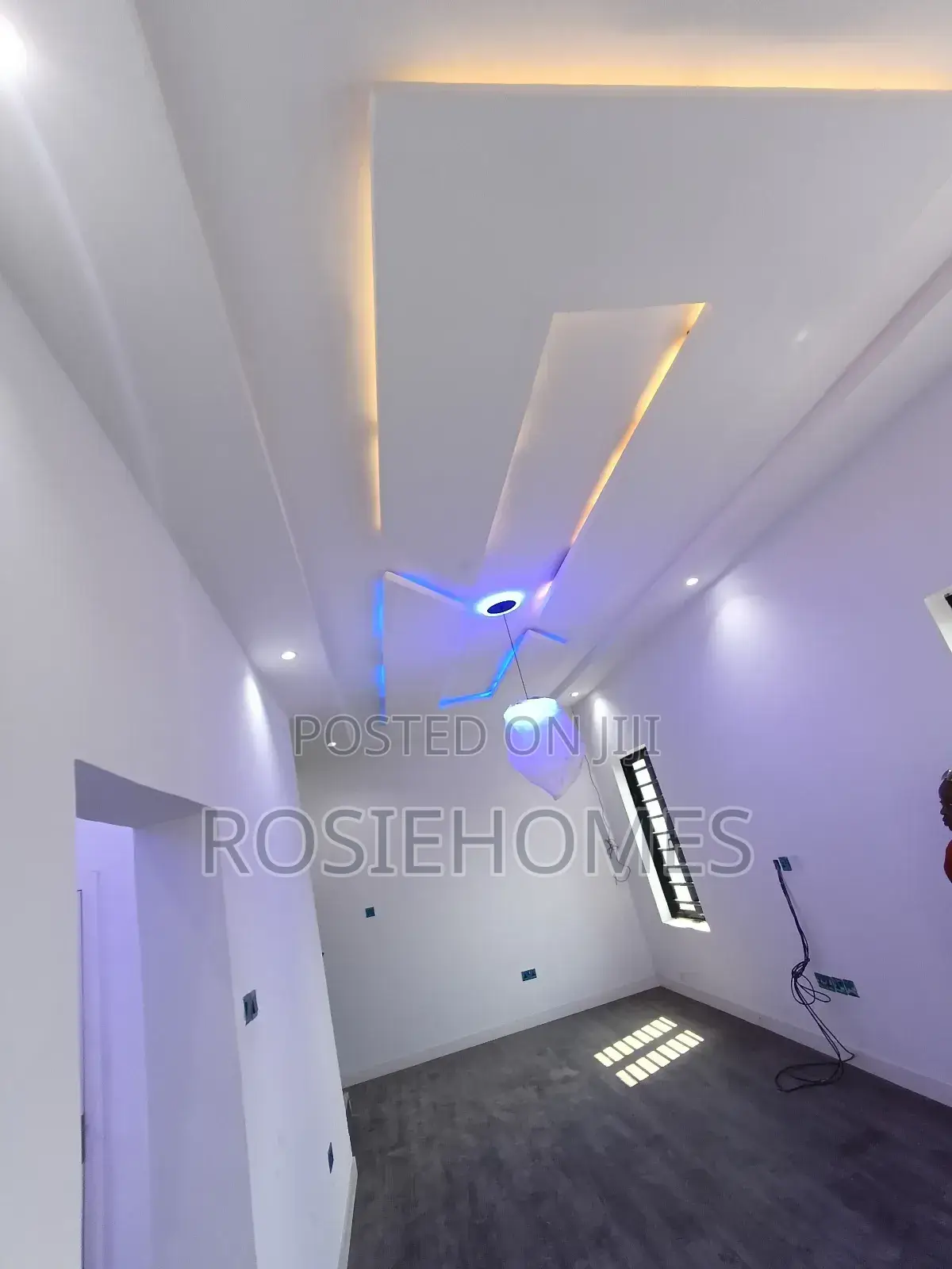 4bdrm Duplex in Ogufayo, Elerangbe for sale in Elerangbe