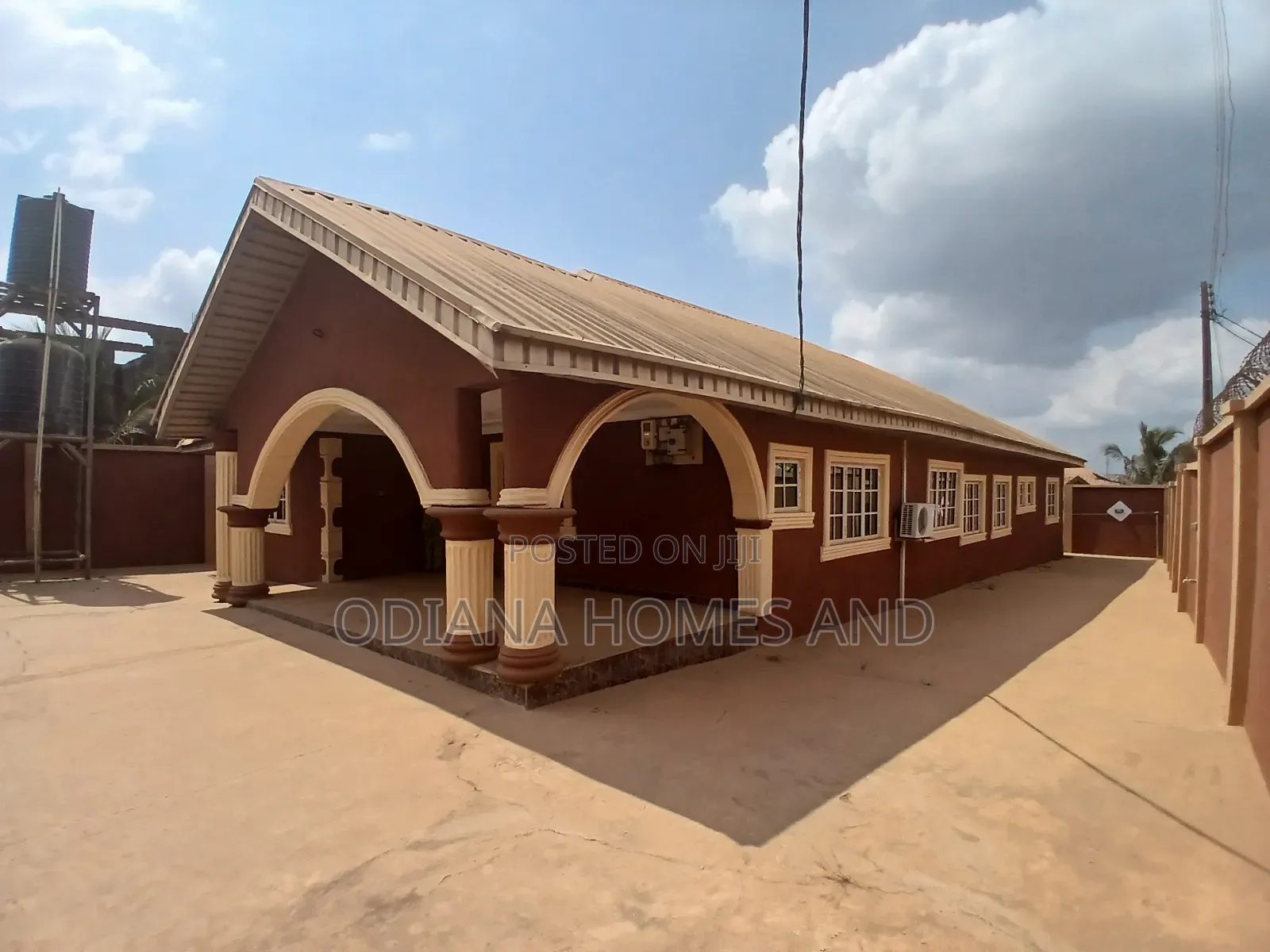 4bdrm Bungalow in Soka, Ibadan for sale in Ibadan