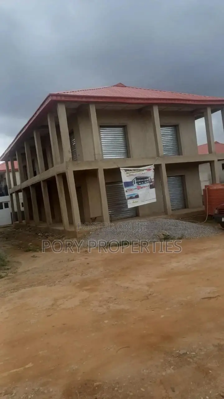 Shops for Sale in Iyanganku