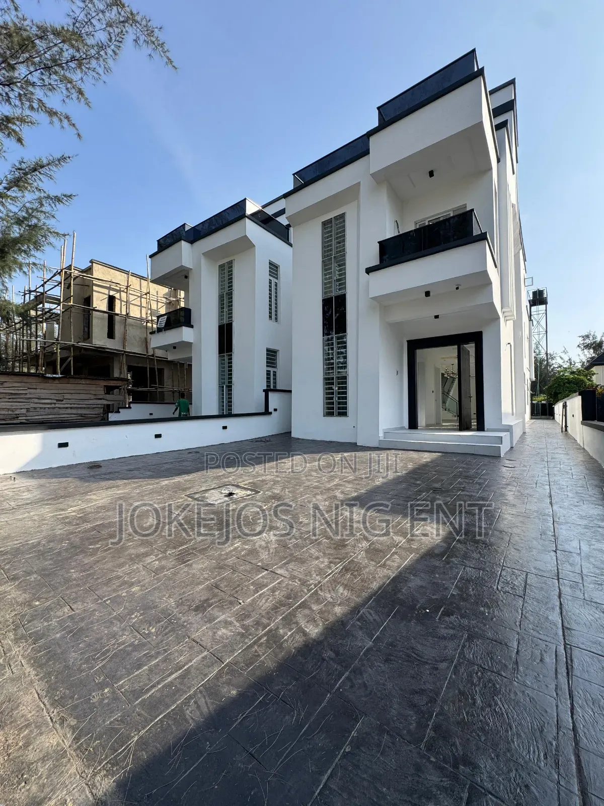 5bdrm Duplex in Chevron Drive Lekki for sale in Chevron
