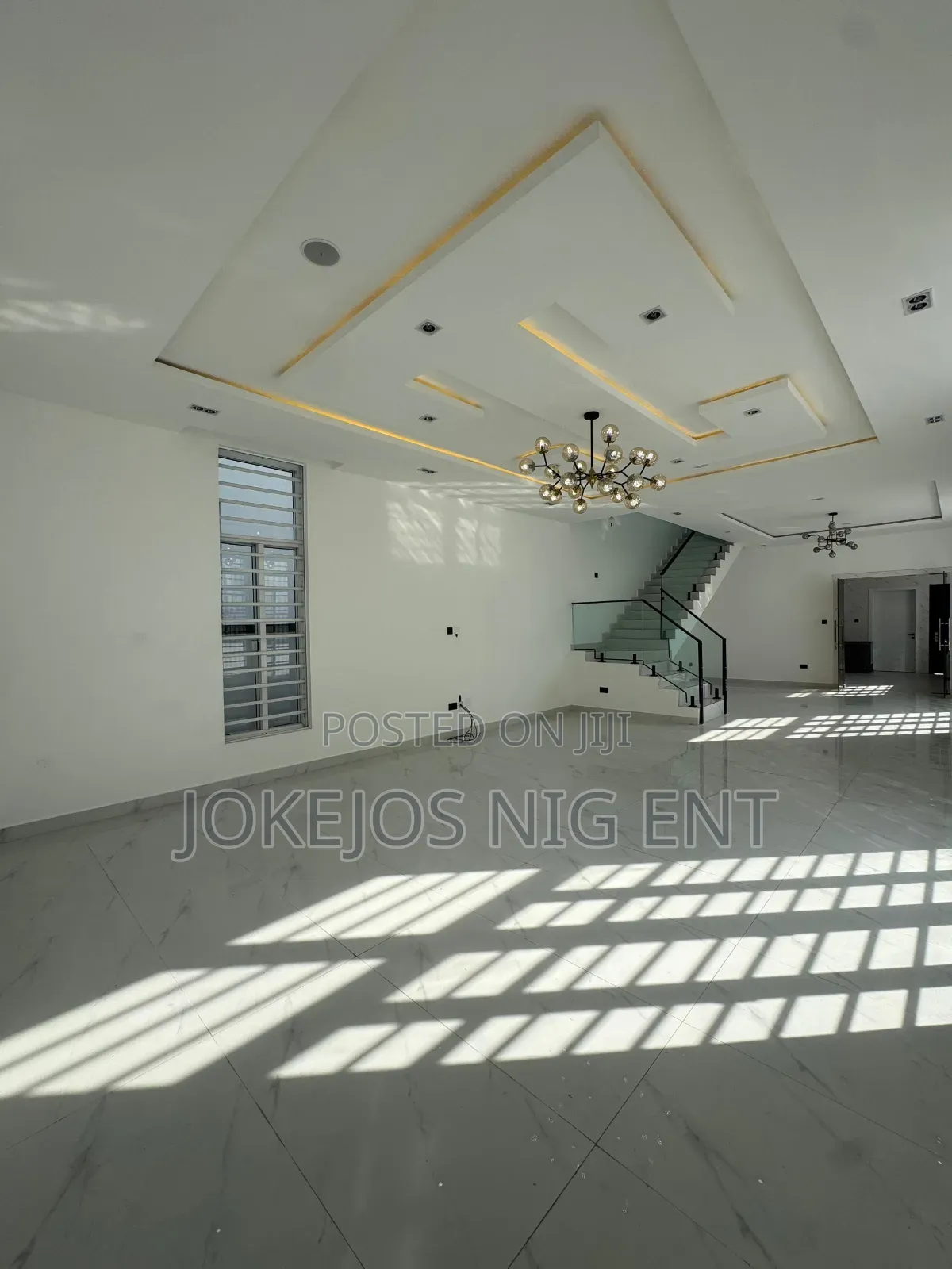 5bdrm Duplex in Chevron Drive Lekki for sale in Chevron