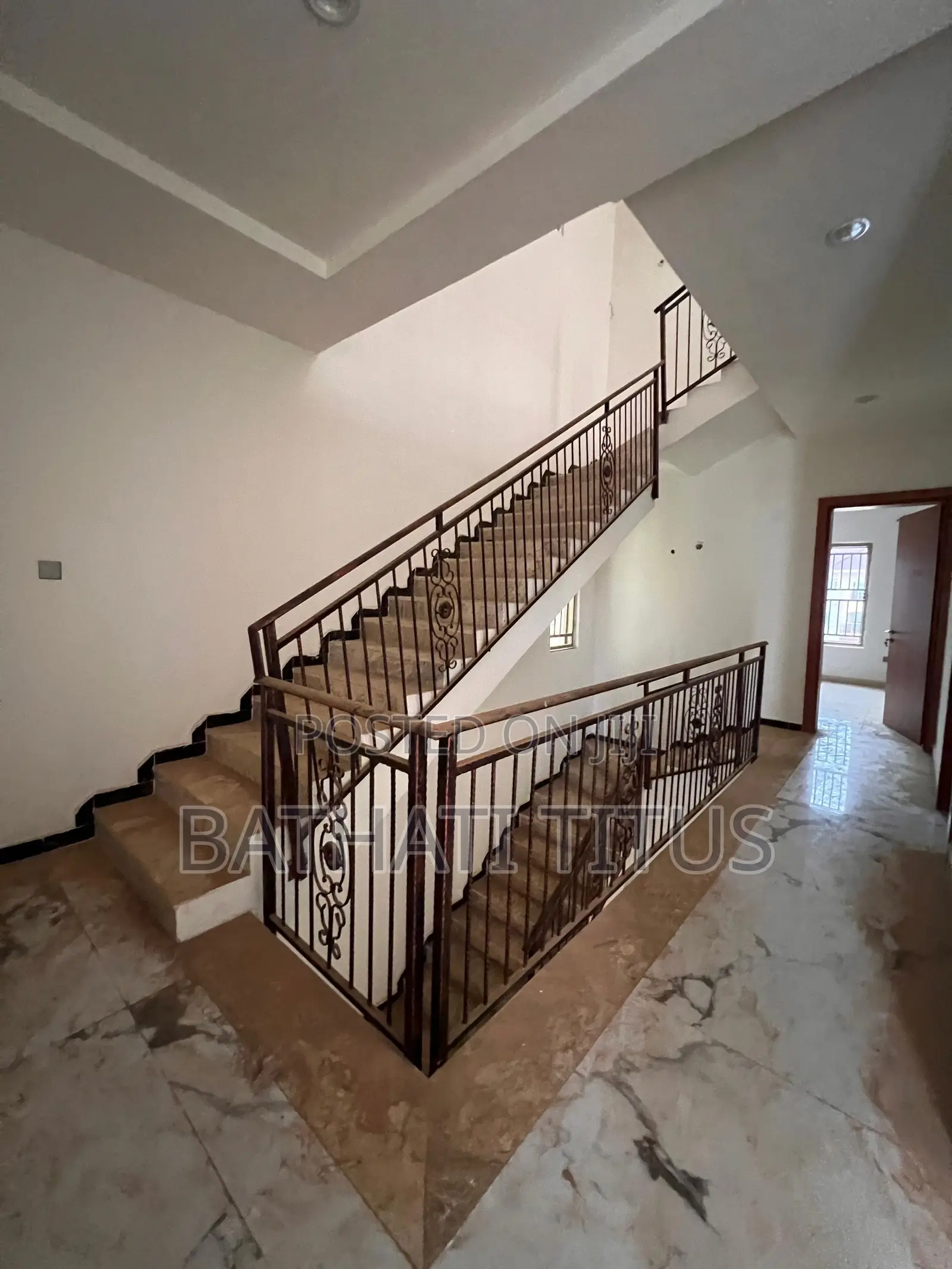 5bdrm Duplex in Kado for rent in Kado