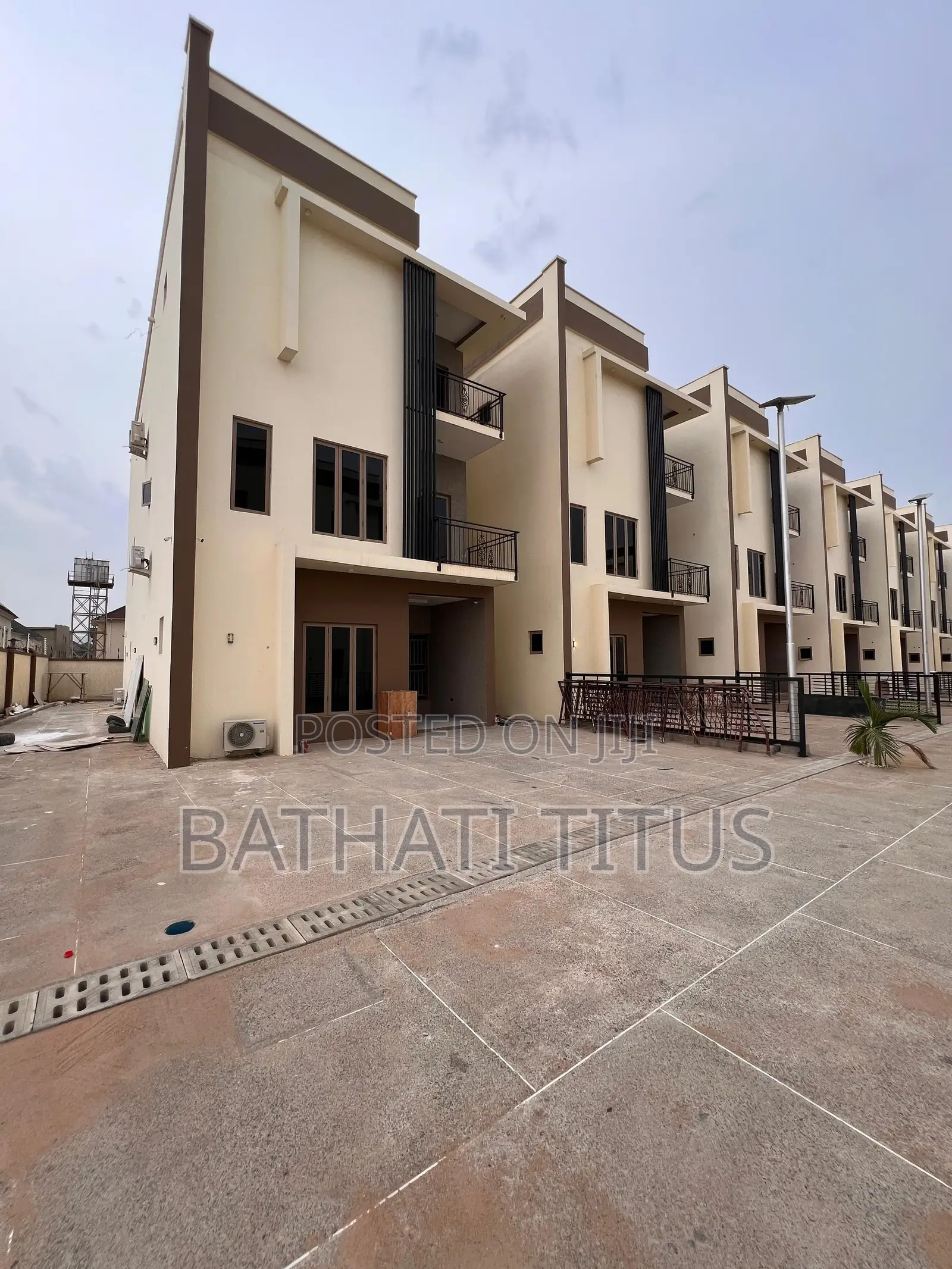 5bdrm Duplex in Kado for rent in Kado