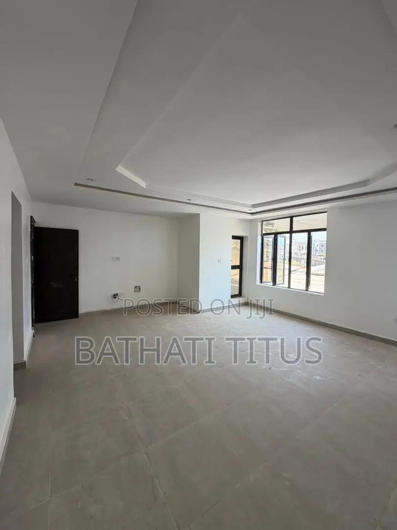 4bdrm Duplex in Kado for rent in Kado