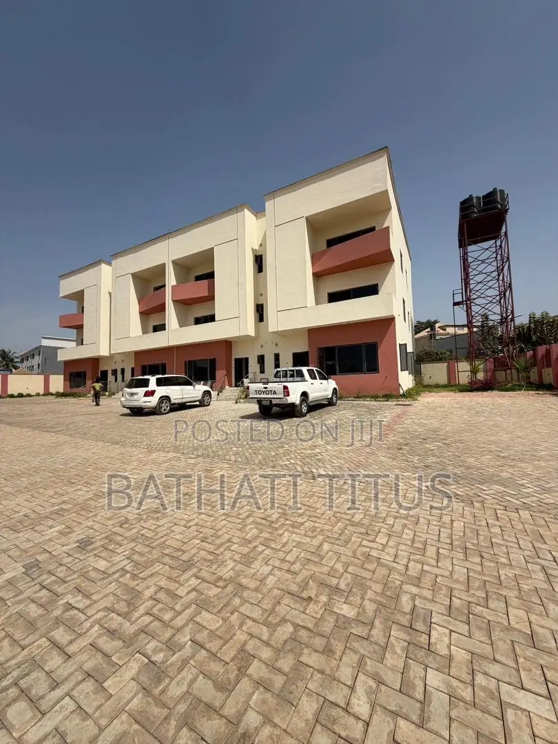 4bdrm Duplex in Durumi for sale in Durumi