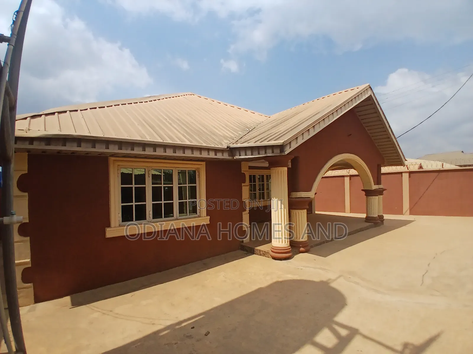 4bdrm Bungalow in Soka, Ibadan for sale in Ibadan