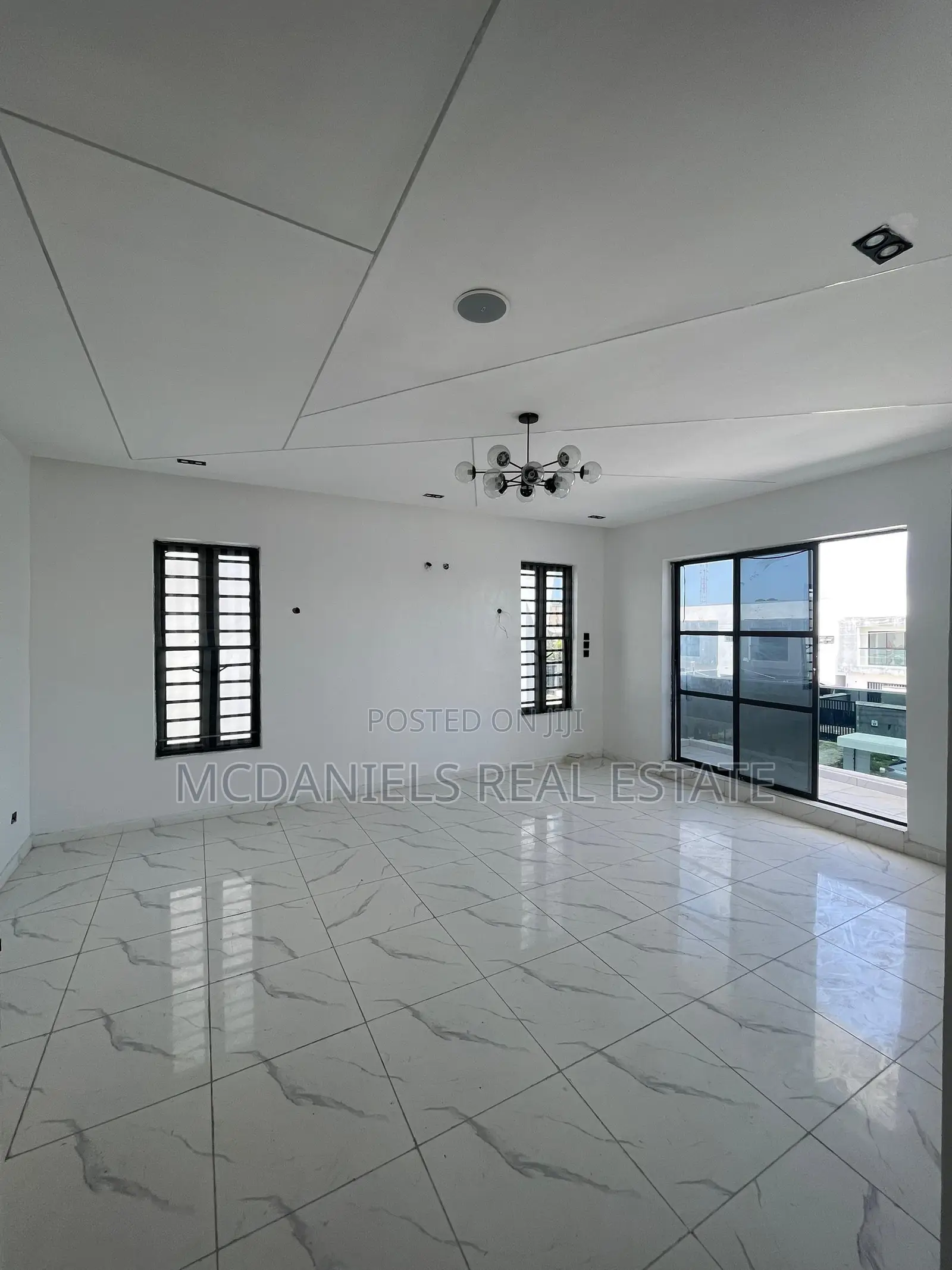 Furnished 5bdrm Duplex in VGC / Ajah for sale in VGC / Ajah