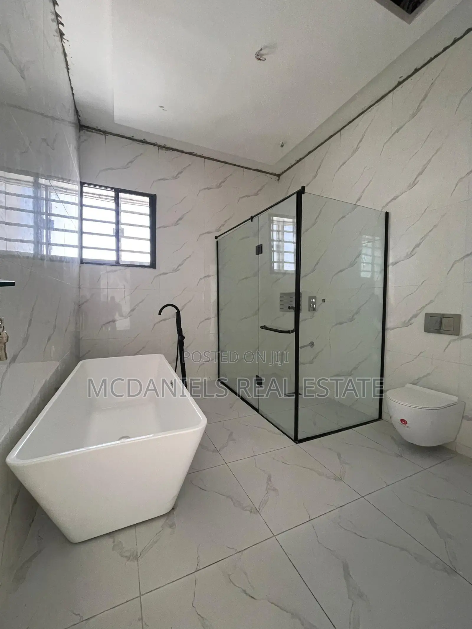Furnished 5bdrm Duplex in VGC / Ajah for sale in VGC / Ajah