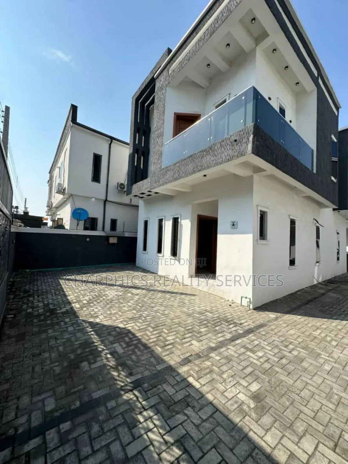4bdrm Duplex in Lekki Phase 2 for rent in Lekki Phase 2