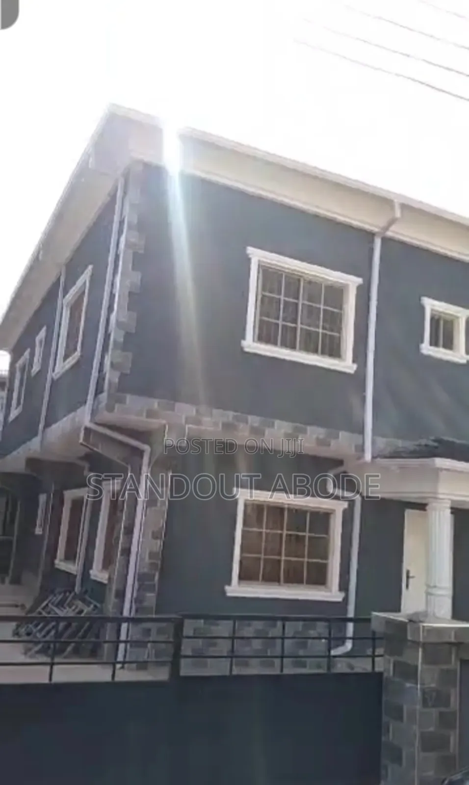 3bdrm Duplex in In An Secure, Akute Ajuwon for sale in Akute Ajuwon