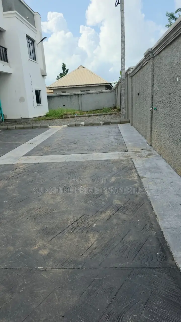 Furnished 4bdrm Duplex in Court Of Appeal, Akure for sale in Akure