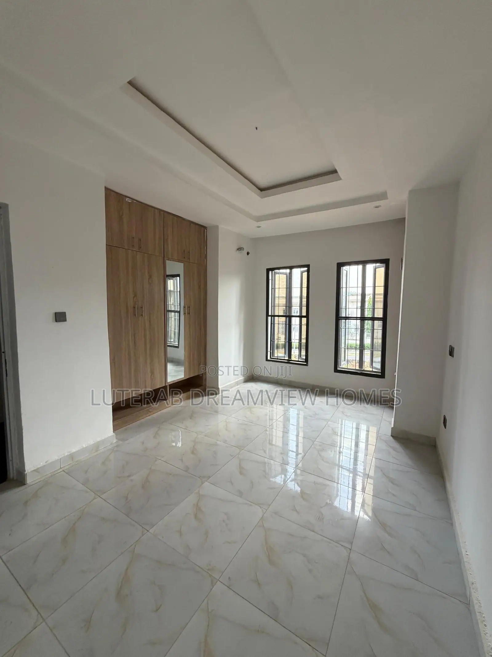 4bdrm Townhouse/Terrace in Guzape for sale in Guzape District