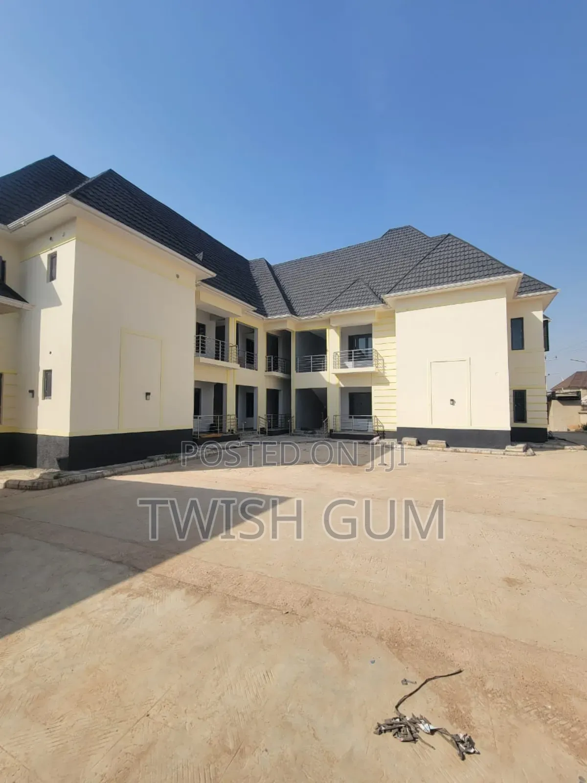 2bdrm Block of Flats in Blak Dot Shelters., Lugbe District for rent in Lugbe District