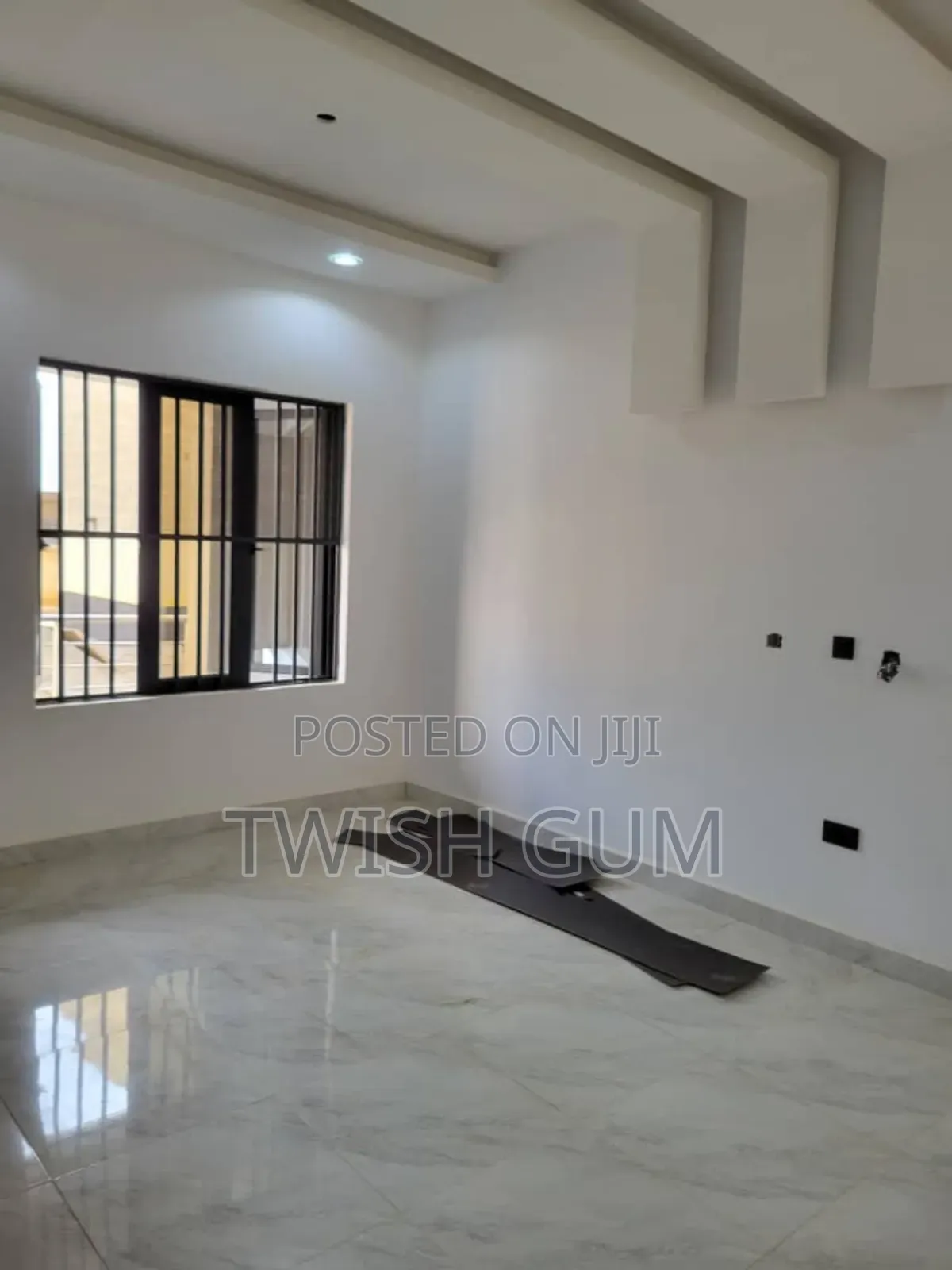 2bdrm Block of Flats in Blak Dot Shelters., Lugbe District for rent in Lugbe District