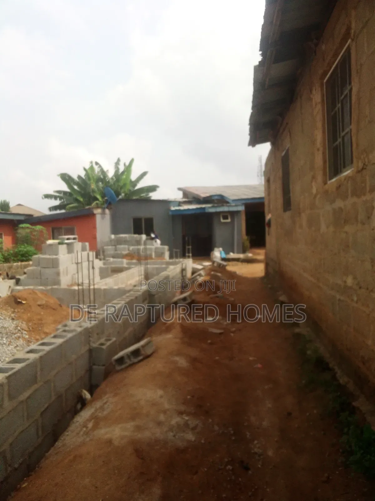 2bdrm Bungalow in Ayobo for sale in Ayobo