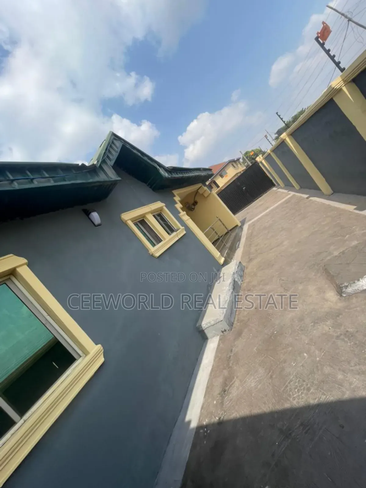 3bdrm Block of Flats in Nigerian Brewery, Ibadan for sale in Ibadan
