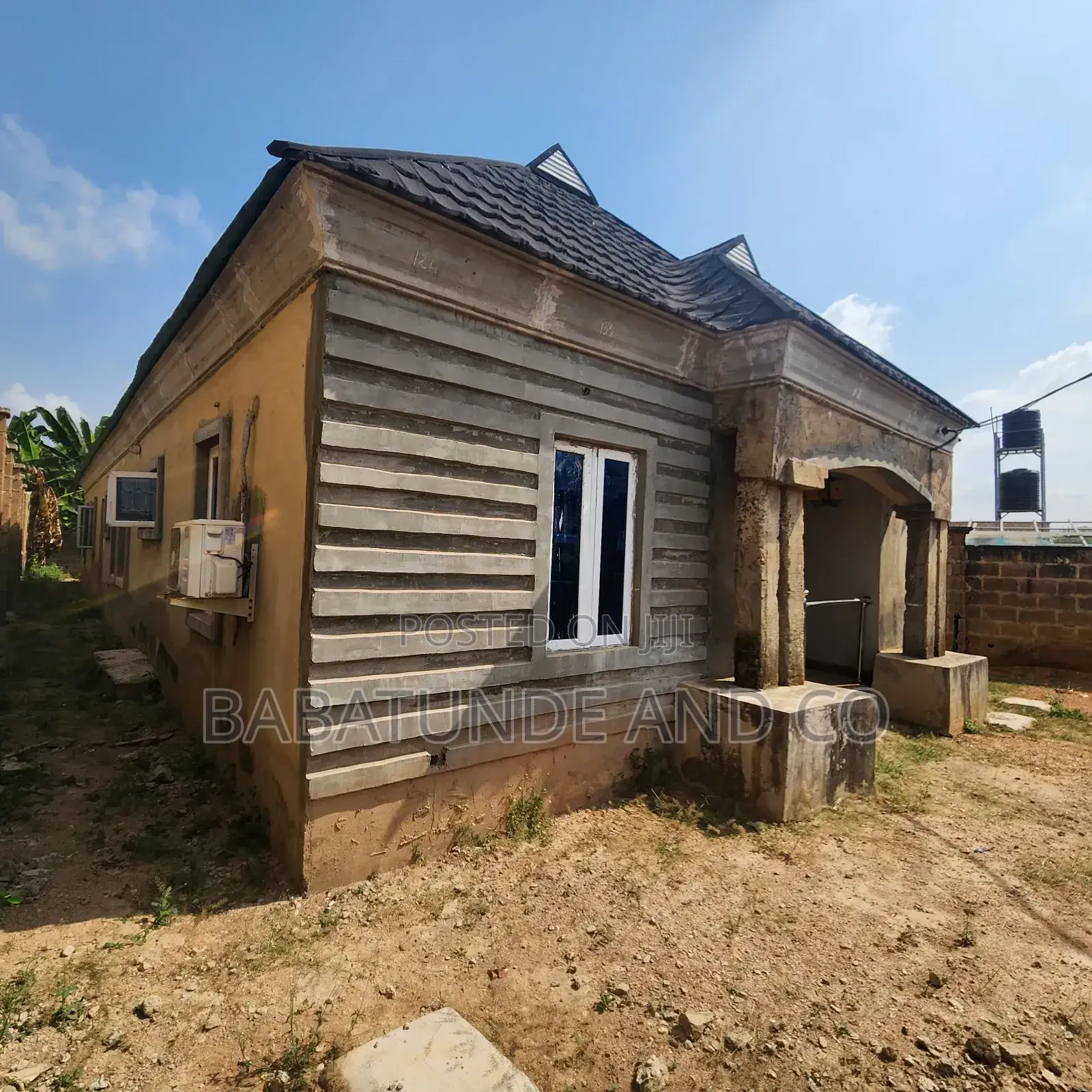 3bdrm Bungalow in Akoto Estate, Elebu for sale in Ibadan