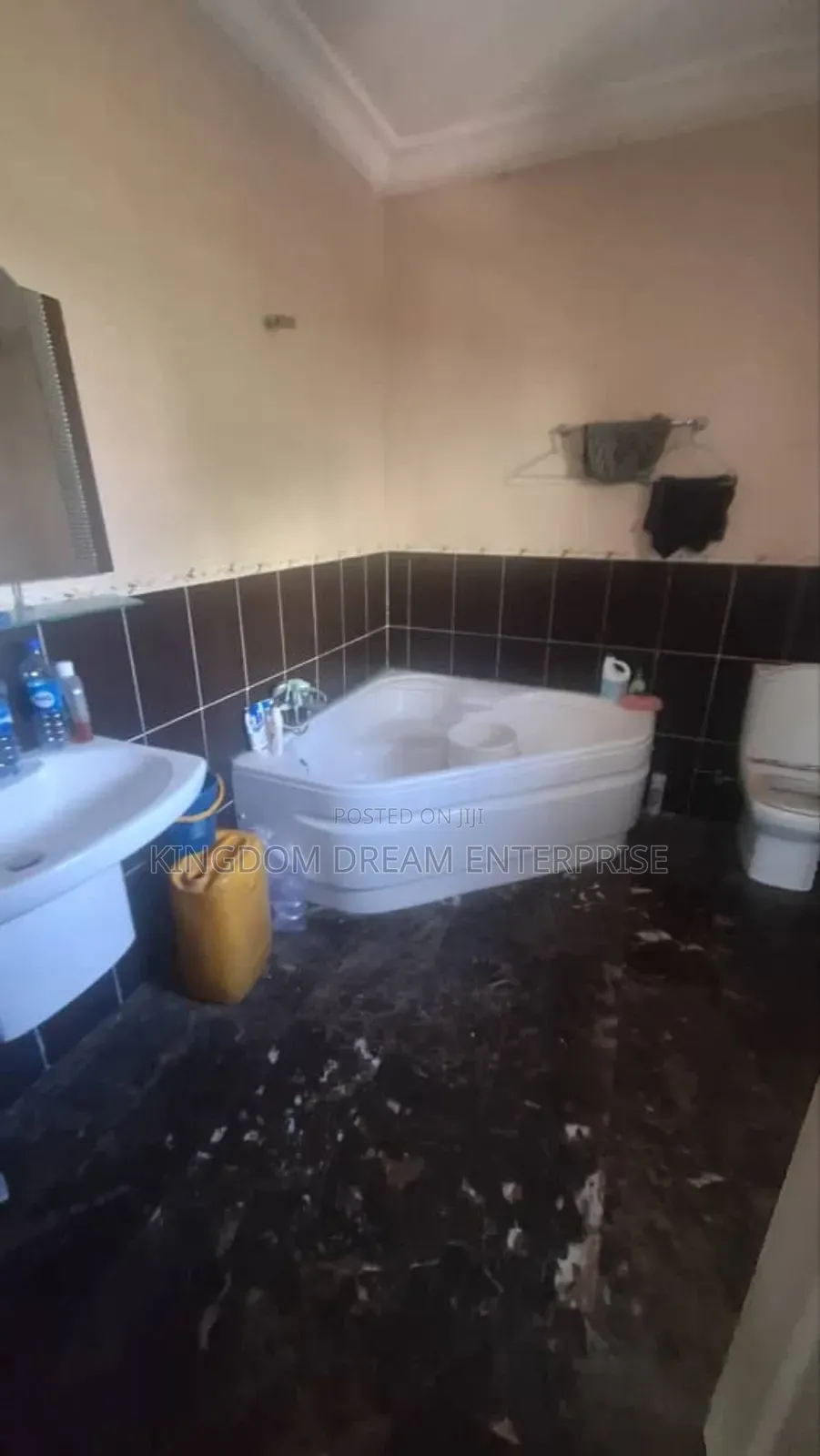 3bdrm Duplex in Lekki for rent in Lekki Phase 1