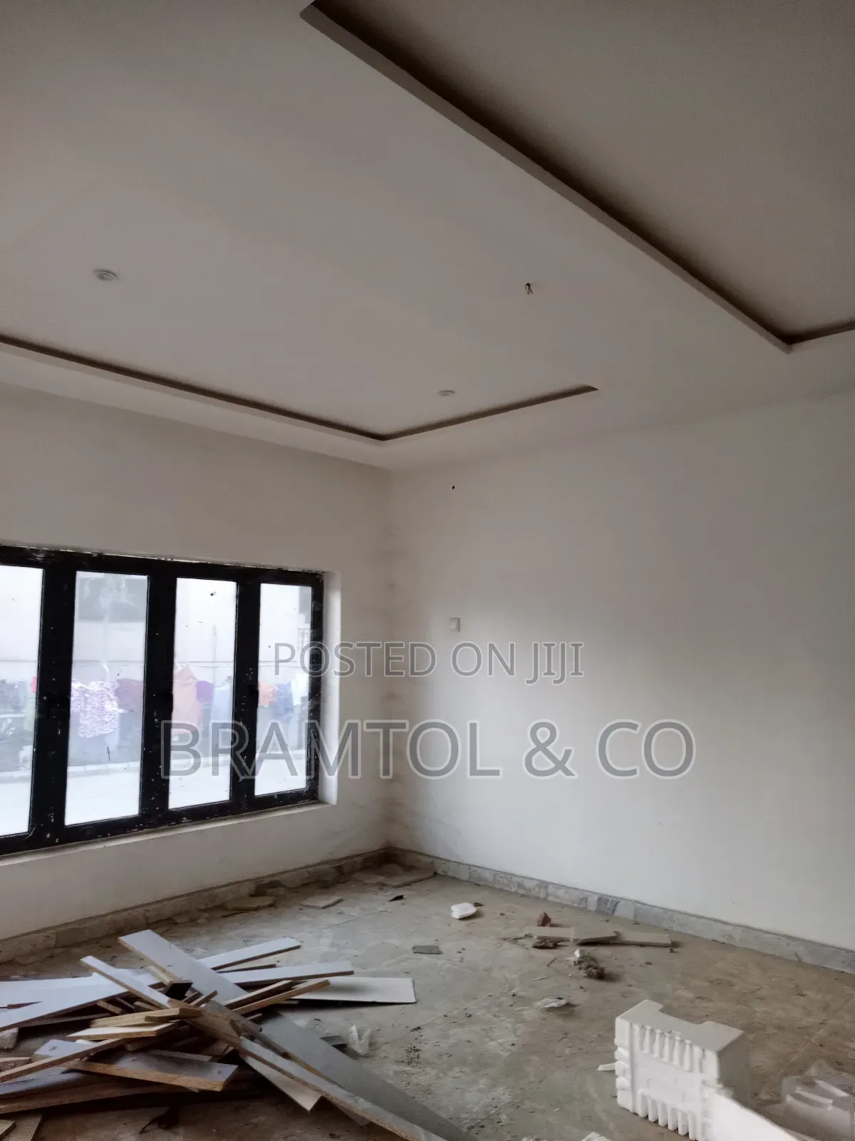 4bdrm Duplex in Zone 6 / Wuse for sale in Zone 6 / Wuse