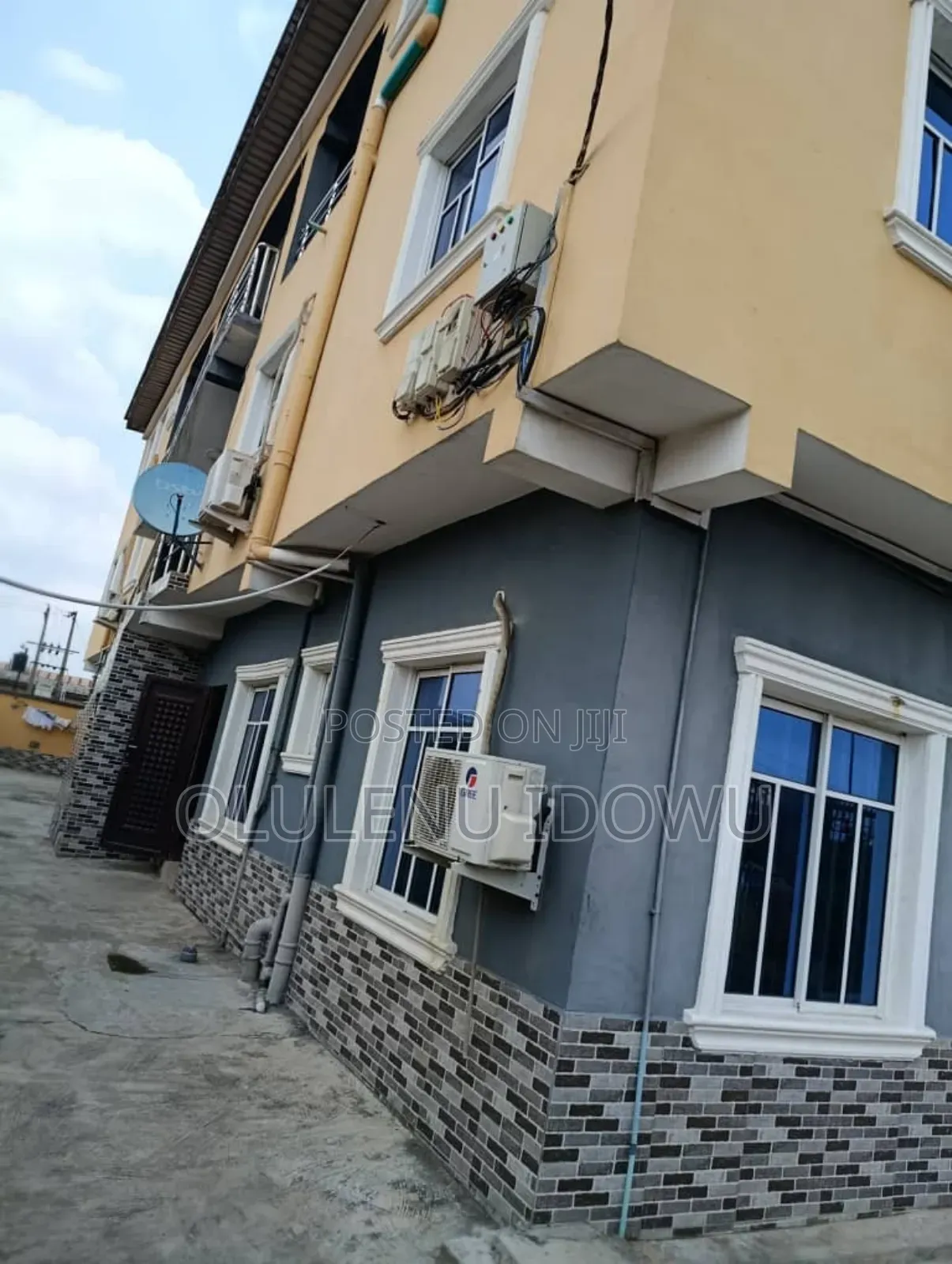 Furnished 3bdrm Block of Flats in Dopemu for sale in Dopemu