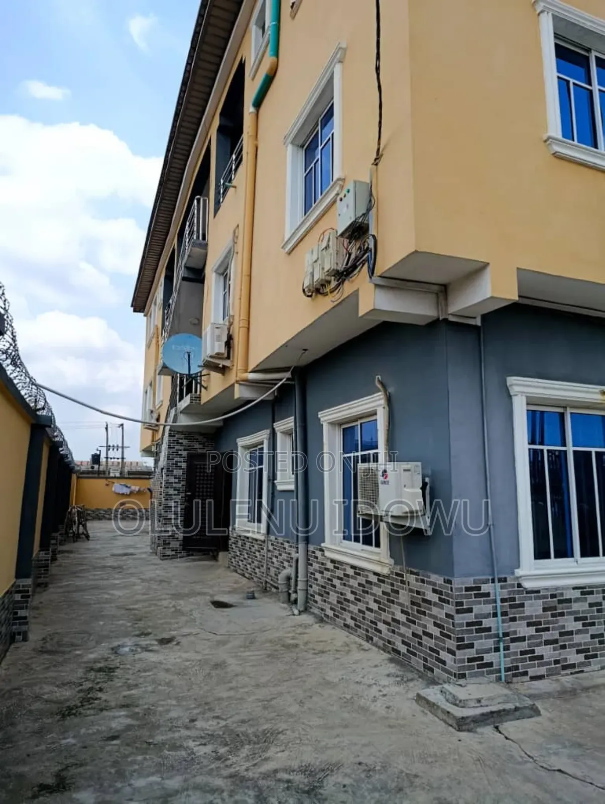 Furnished 3bdrm Block of Flats in Dopemu for sale in Dopemu