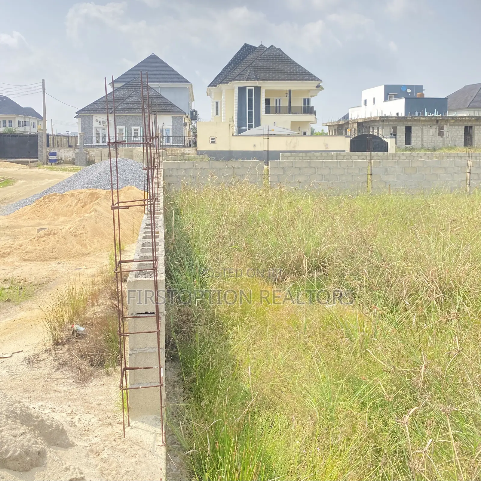 550sqm Fenced Land With Cofo at Kos Gardens Estate Sangotedo in Sangotedo