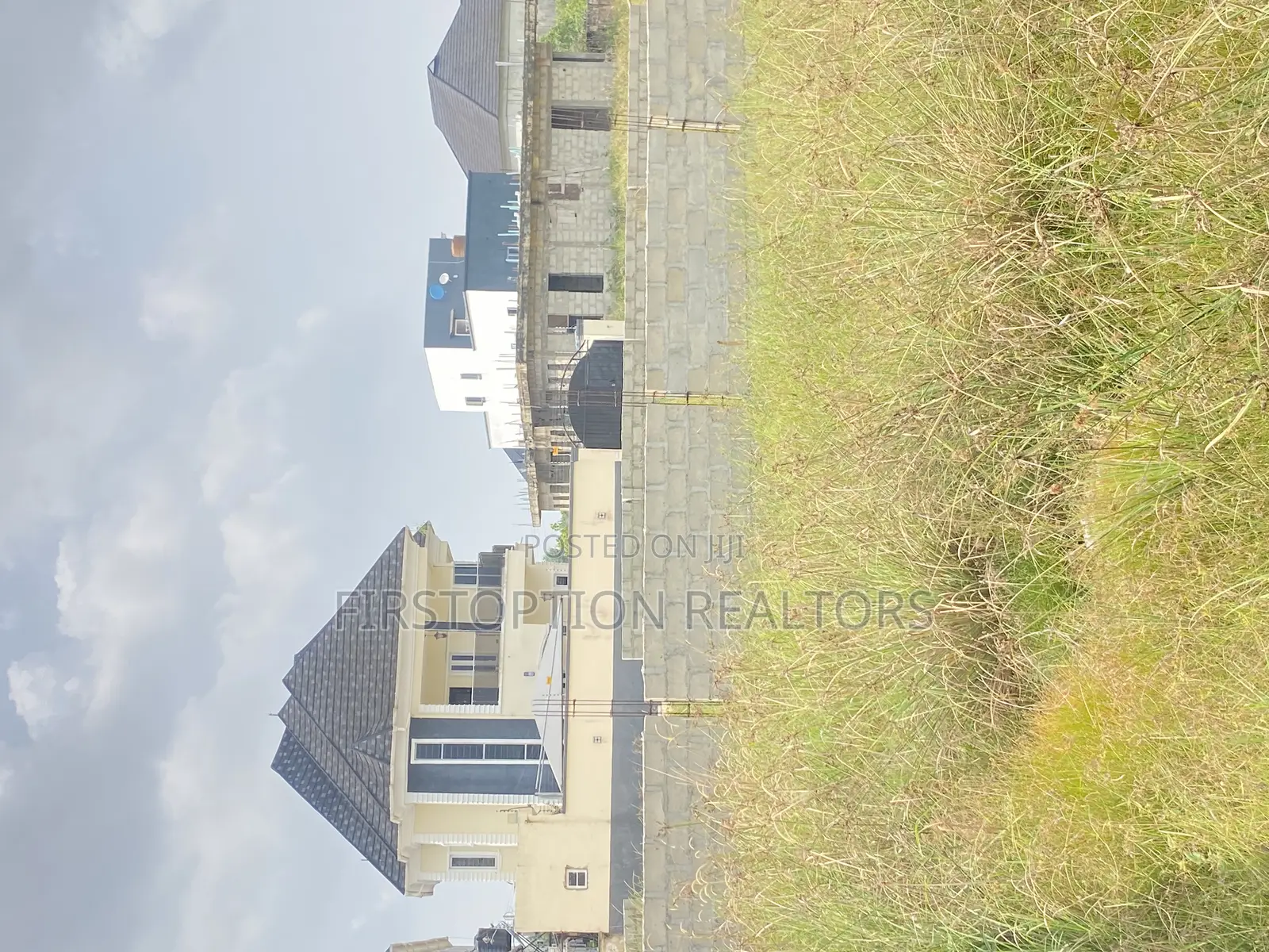 550sqm Fenced Land With Cofo at Kos Gardens Estate Sangotedo in Sangotedo