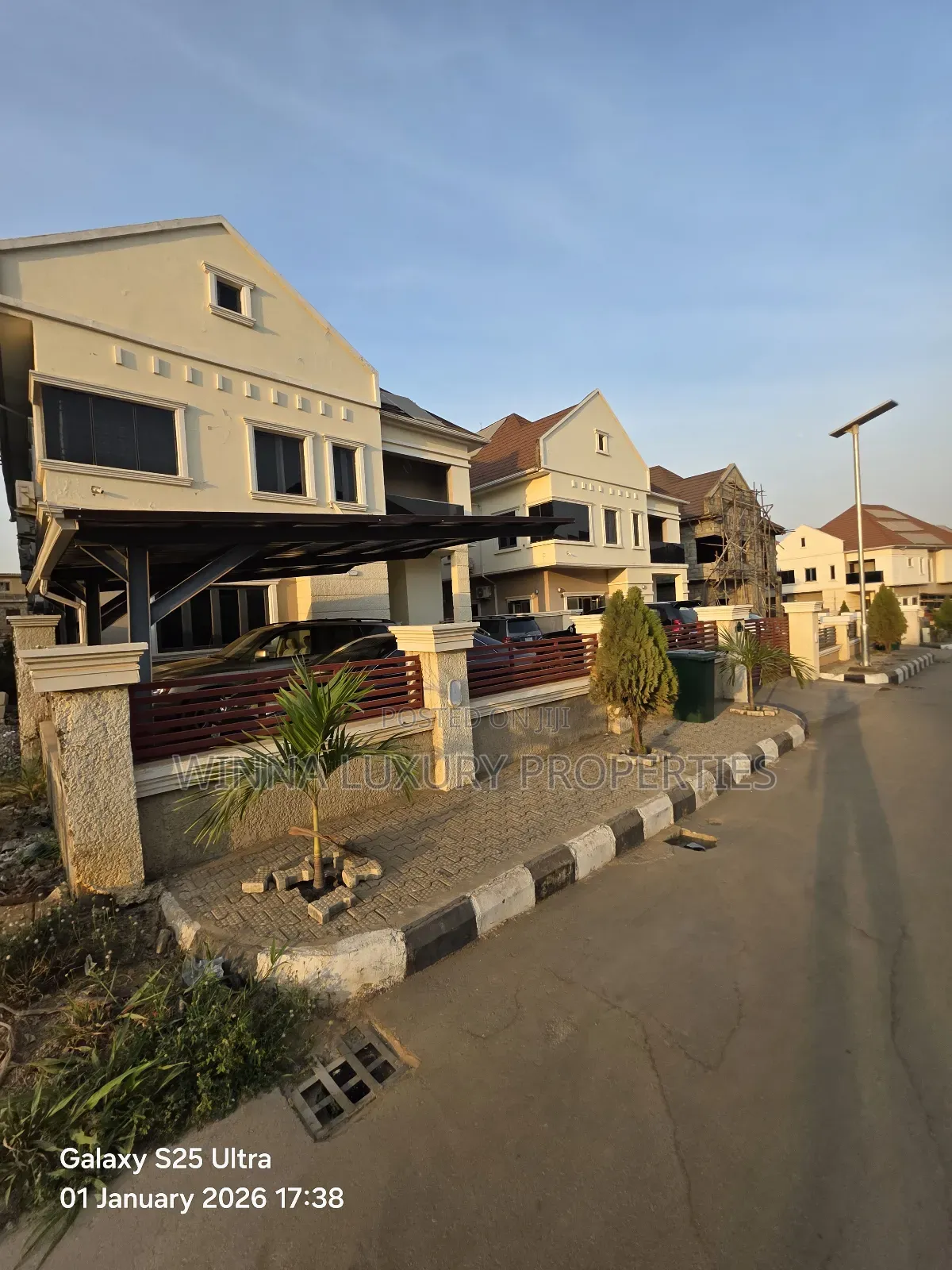 5bdrm Duplex in Trafford Villa, Lugbe District for sale in Lugbe District