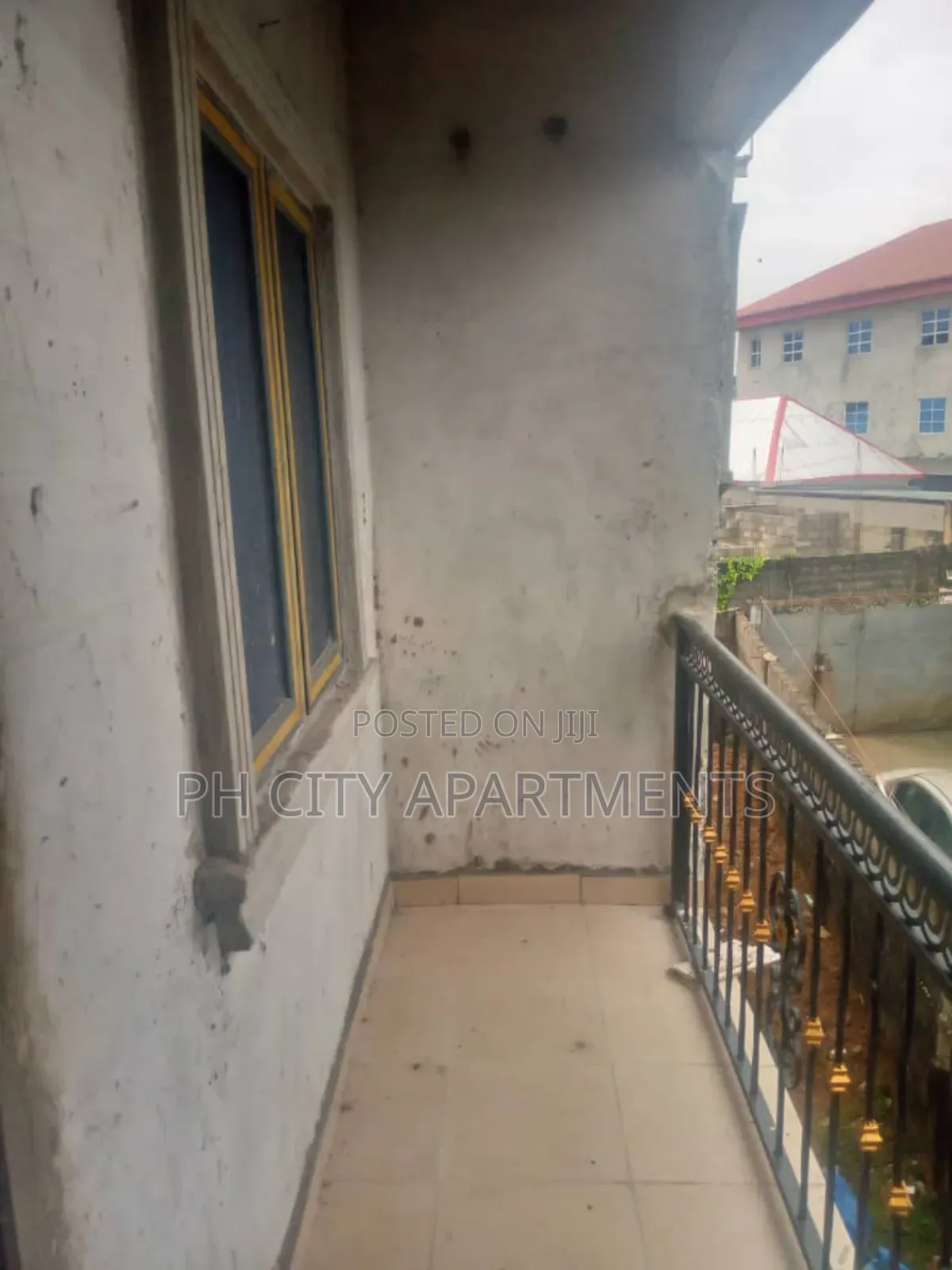3bdrm Block of Flats in Rumolumeni for rent in Rumolumeni