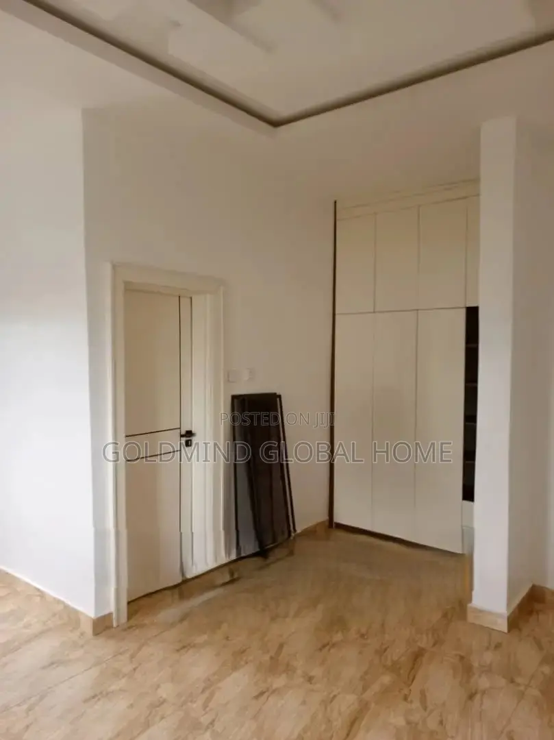 5bdrm Duplex in Efab Queens Estate., Life Camp for sale in Life Camp