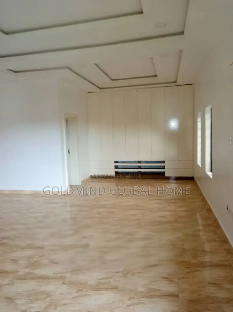 5bdrm Duplex in Efab Queens Estate., Life Camp for sale in Life Camp