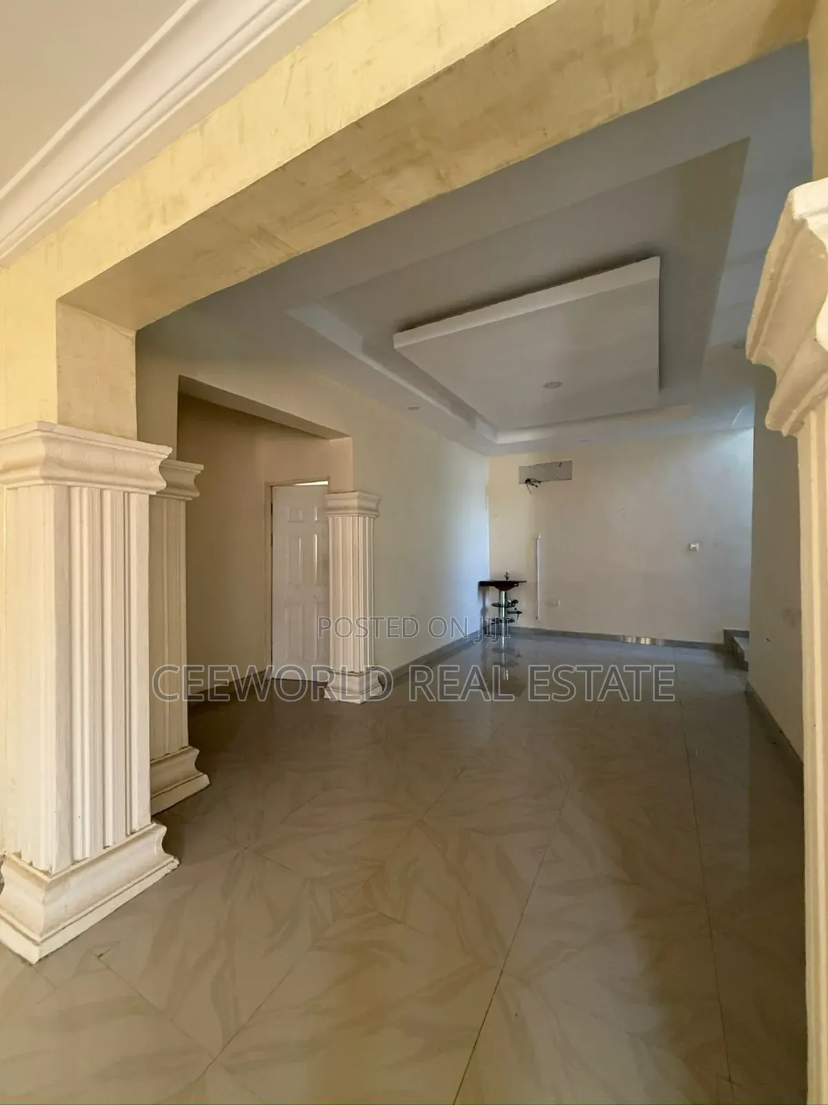 4bdrm Duplex in Kolapo Ishola Gra, Akobo for rent in Akobo