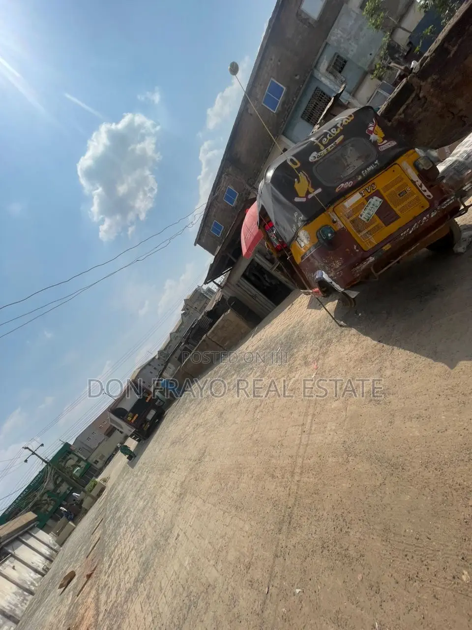 1500 SQM of Commercial Land for Sale at Main Molete Challenge Road in CHallenge / Ibadan